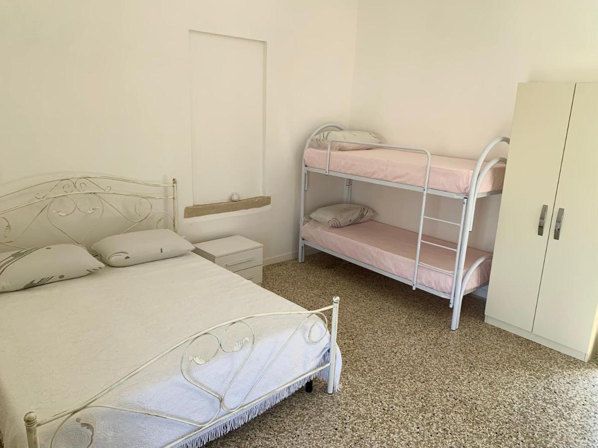 Palazzo Moschettini Apartment Martano Exterior foto